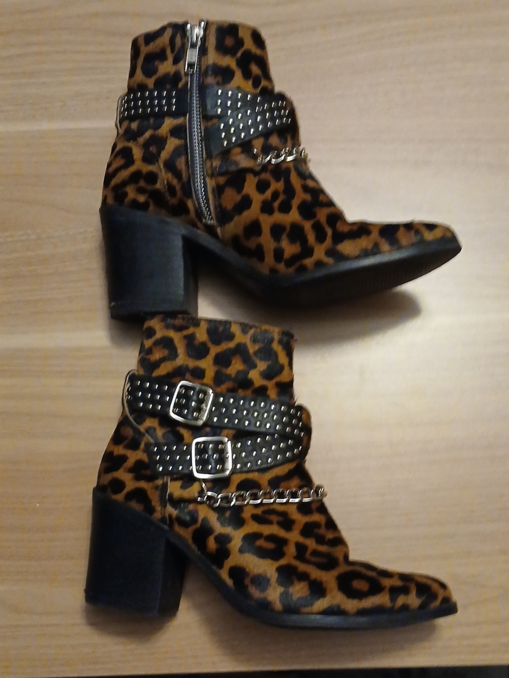 Steve Madden "Leopard" Print Chain &  Studded Buckle Ankle Boots in Size 6.5